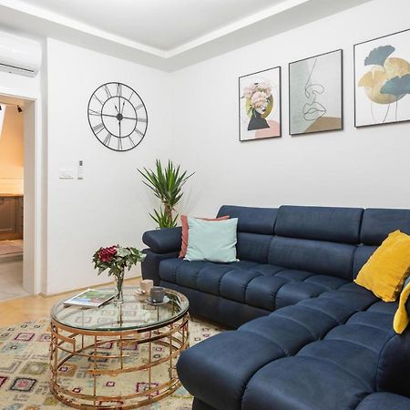Design 1Bdr Loft Near Kvaternik Square Apartment Zagreb Ngoại thất bức ảnh